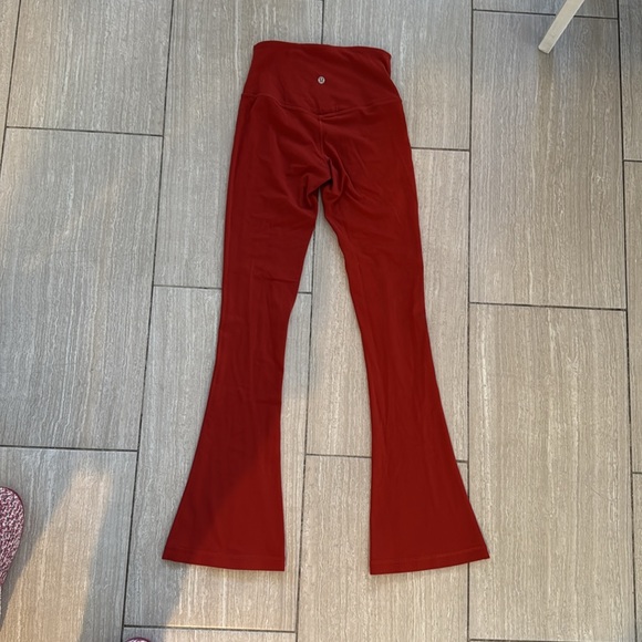 lululemon athletica Rust Red Slim Flare Leggings - Picture 4 of 5